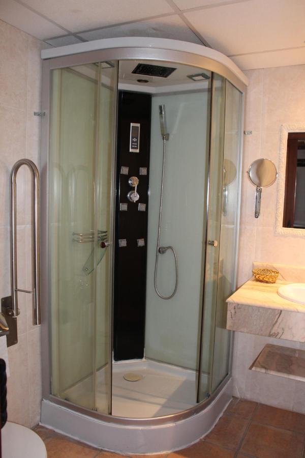 Hotel La Villa Рекена Екстер'єр фото